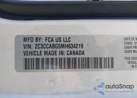 2021 Chrysler 300 300S из США, поврежденный, VIN 2C3CCABG5MH634219